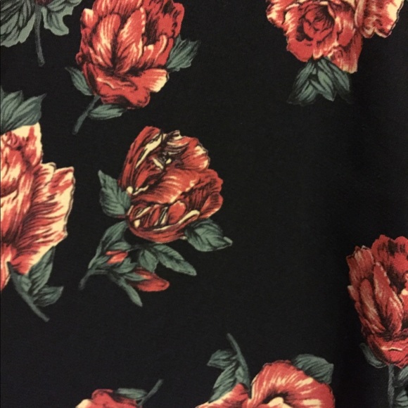 Jessy B Light Tunic - Picture 4 of 5